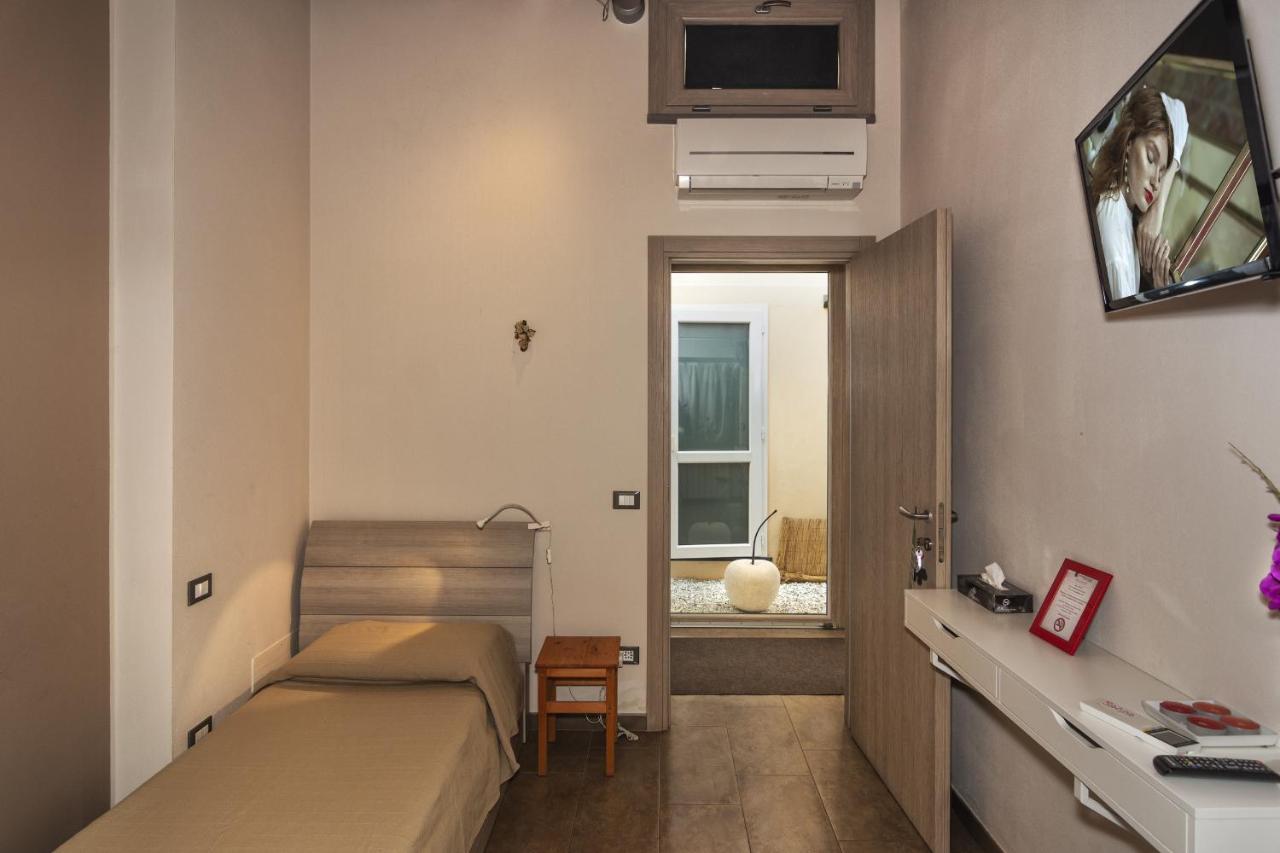 Single Room with Private Bathroom