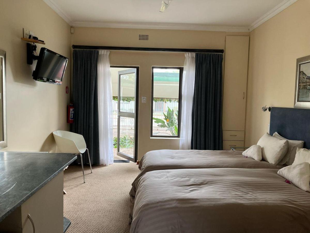 Comfort Twin Room