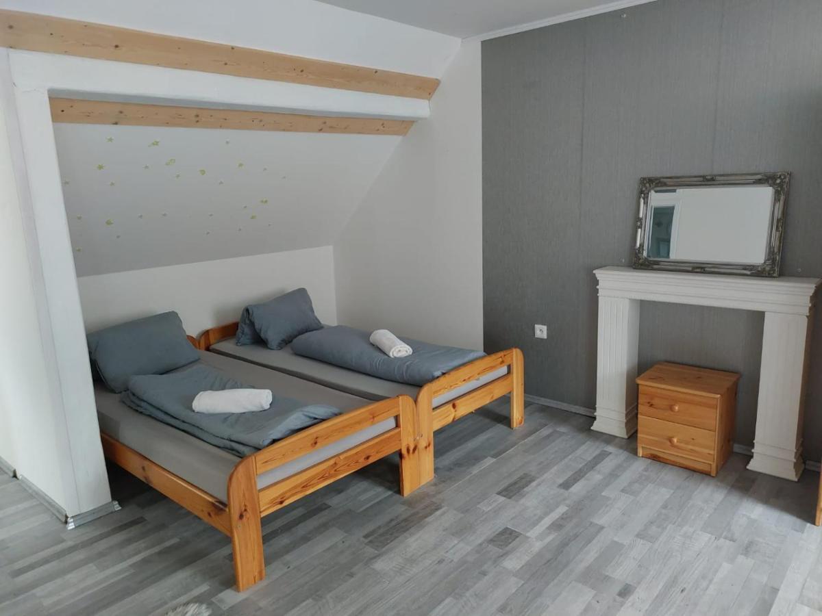 Familienzimmer mit Badewanne