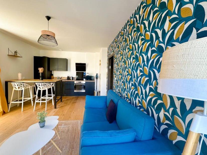 White House - THE SUNNY avec TERRASSE et PARKING privé - 20 min CENTRE - Bed and Breakfast Amiens