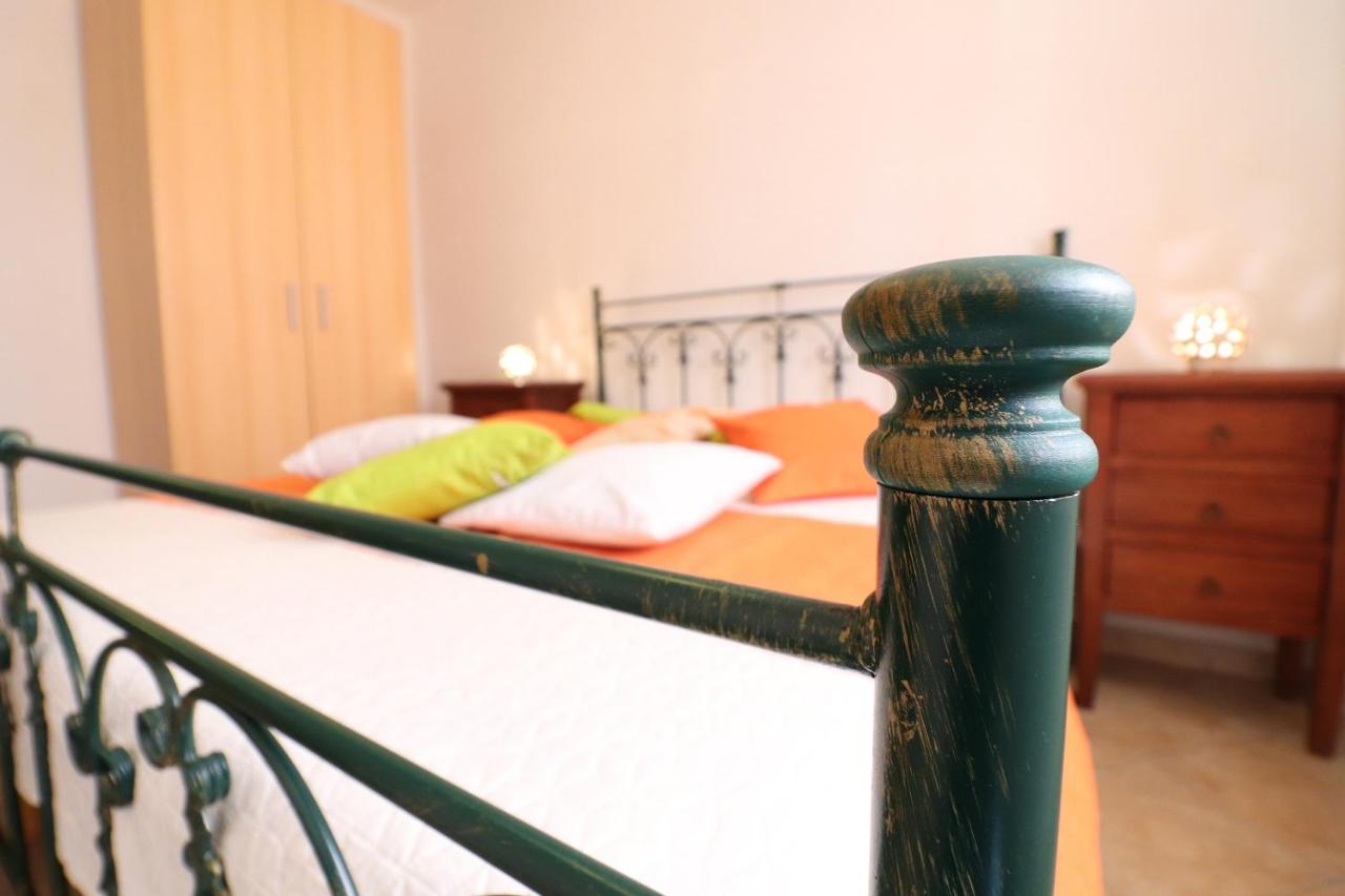 Appartamento con 2 Camere da Letto