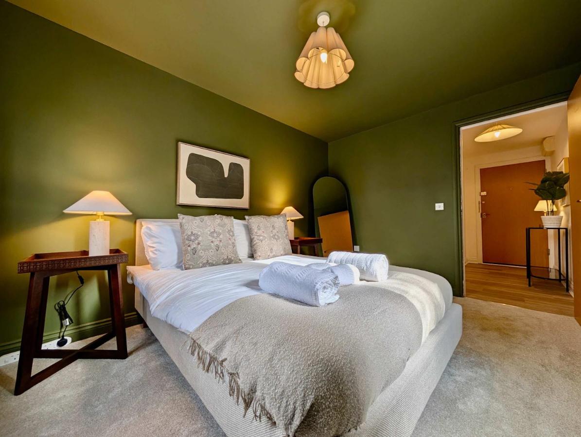 Bright & Spacious 2-Bedroom Flat with Modern Design - B&B Norwood