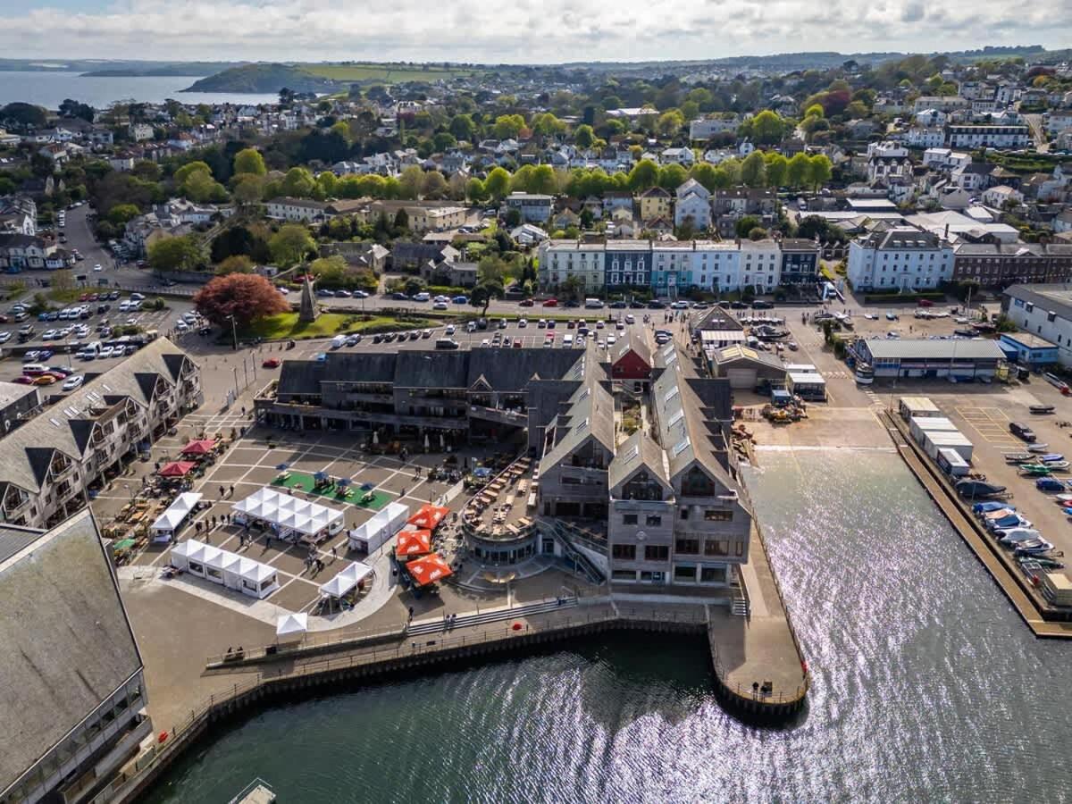 Halyard Sound - B&B Falmouth