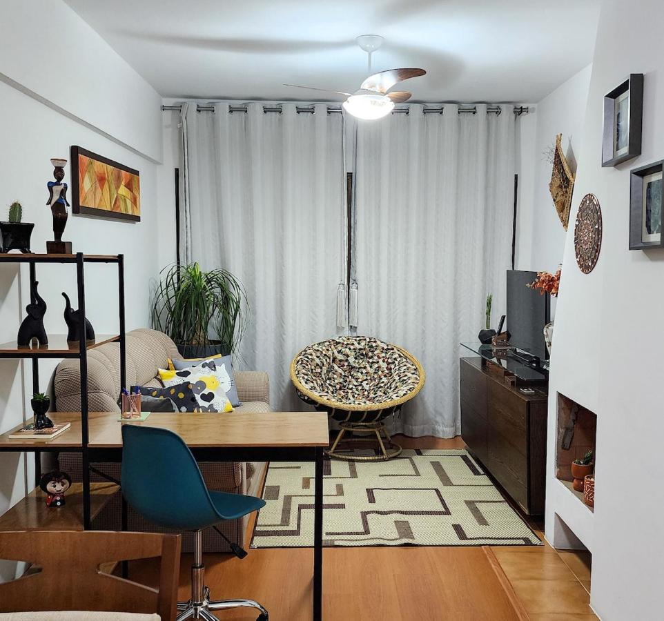 Comfortable apartment in the center, with a garage and 24-hour concierge - B&B