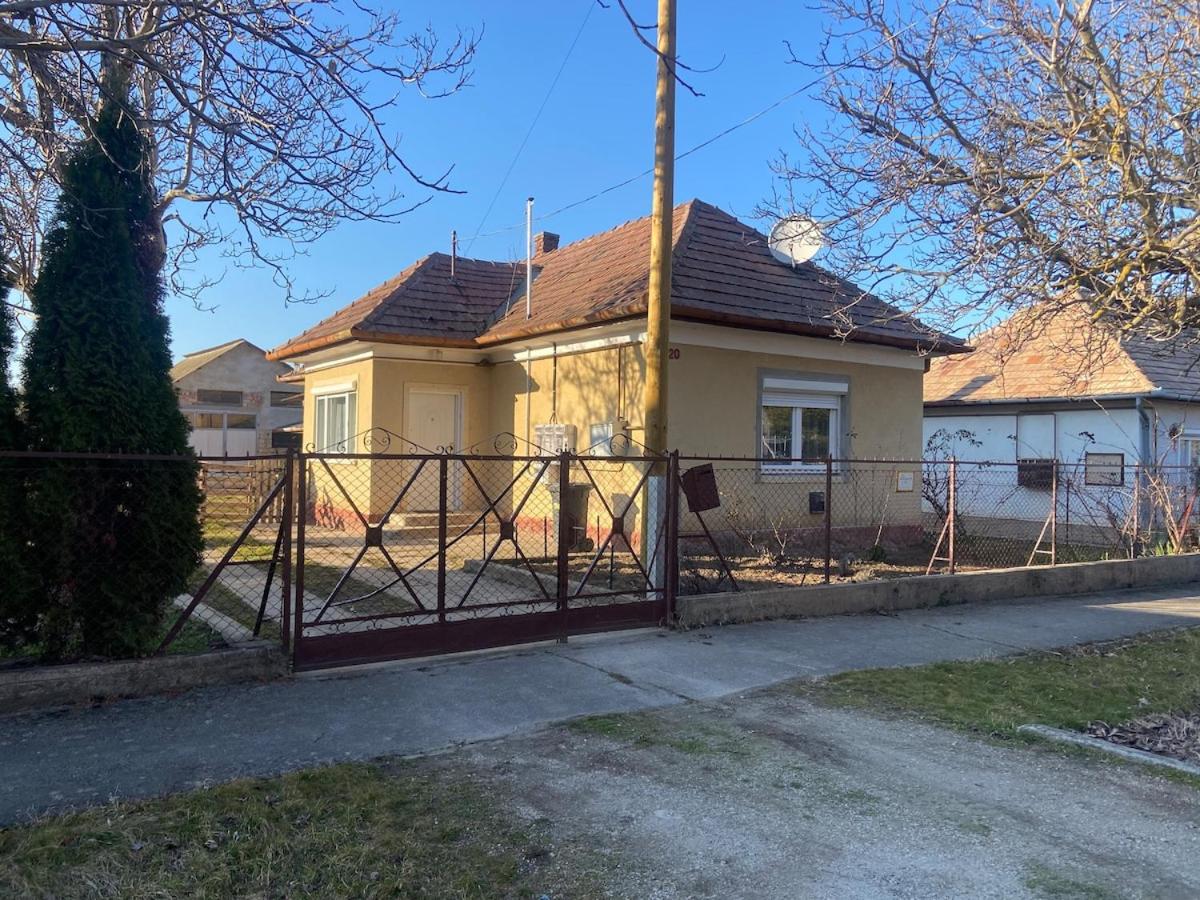 Kollar apartman - Ferienwohnung