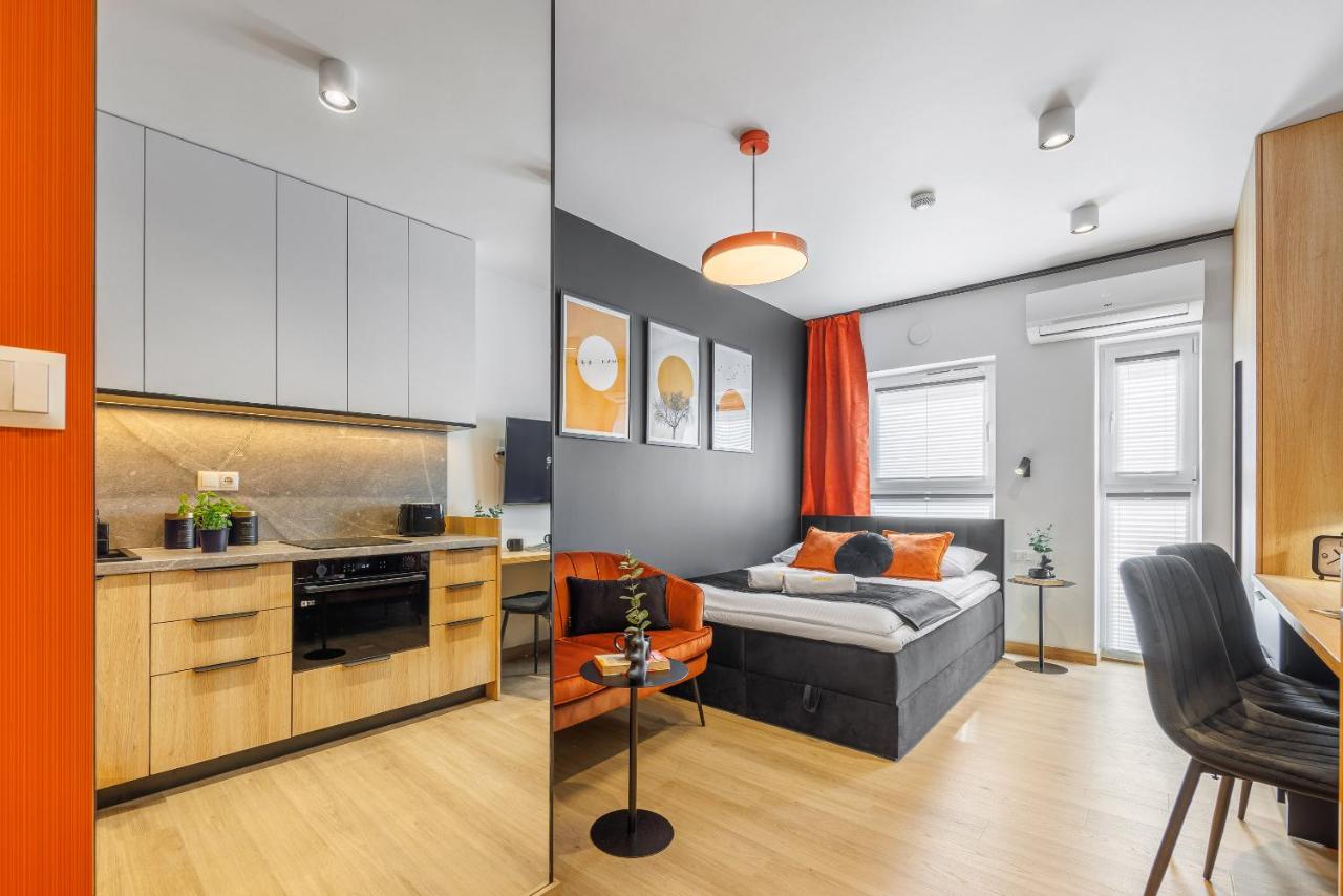 Studio Apartment with One Double Bed