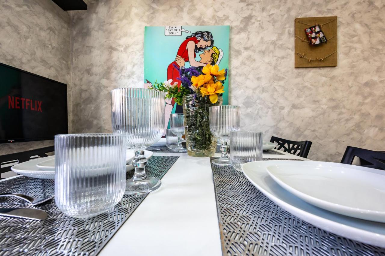 Fly and Swim, Glamour House - Chambres d'hôtes Fiumicino