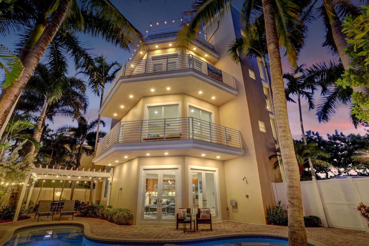 Luxury villa wpool rooftop bar fire pit - B&B Pompano Beach
