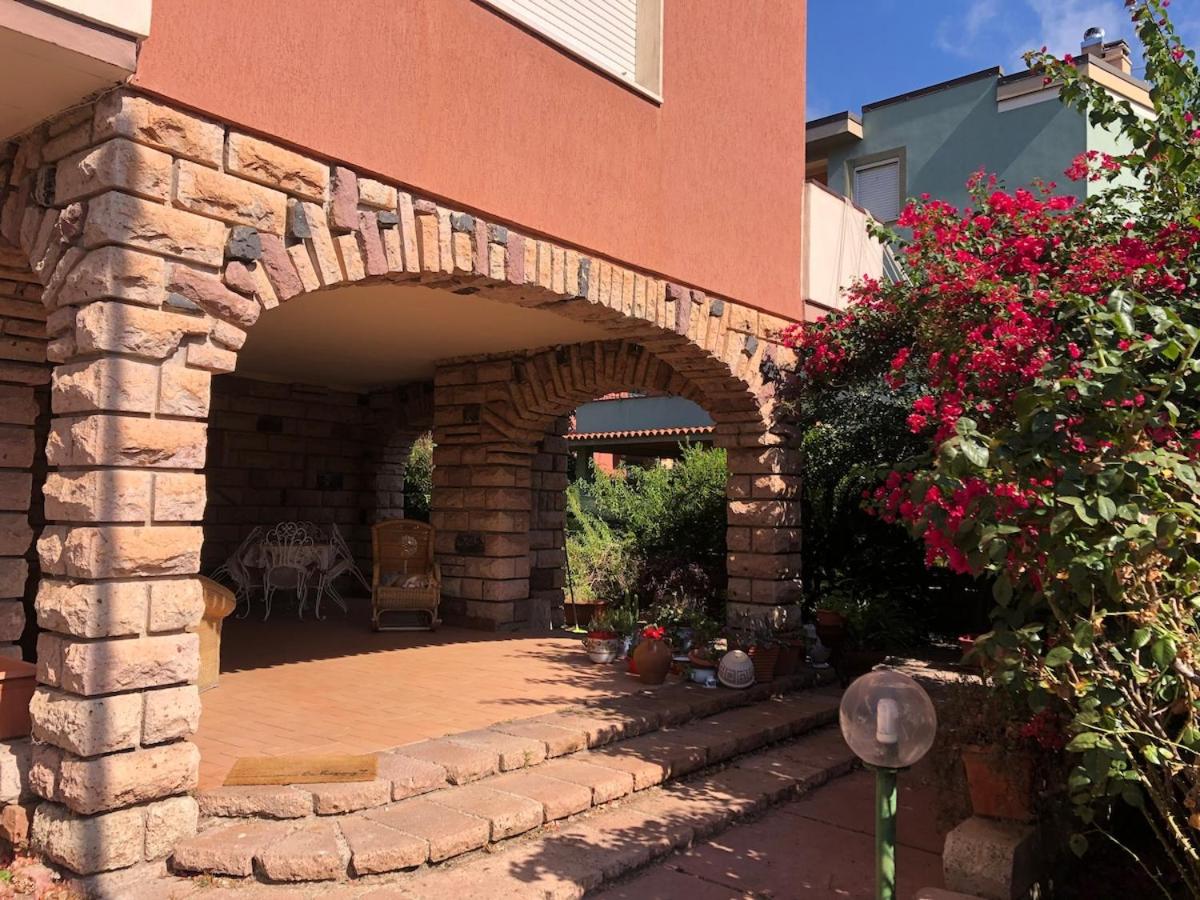 Abbratzu Guest House - Sardinian style and garden - Ferienwohnung