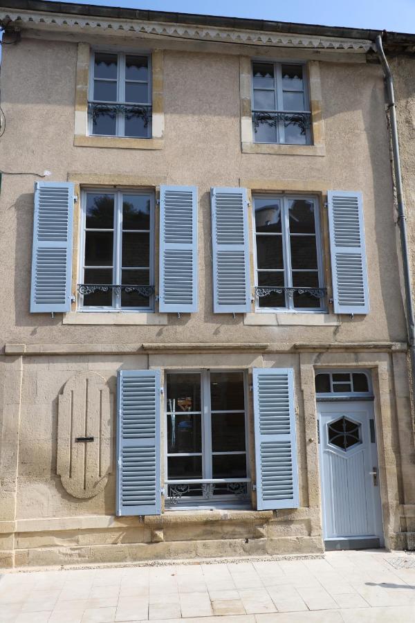 petite maison dans village de caractére - B&B