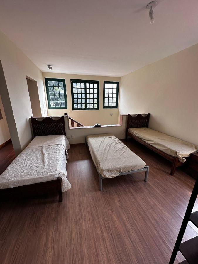 Basic Dreibettzimmer mit Gemeinschaftsbad