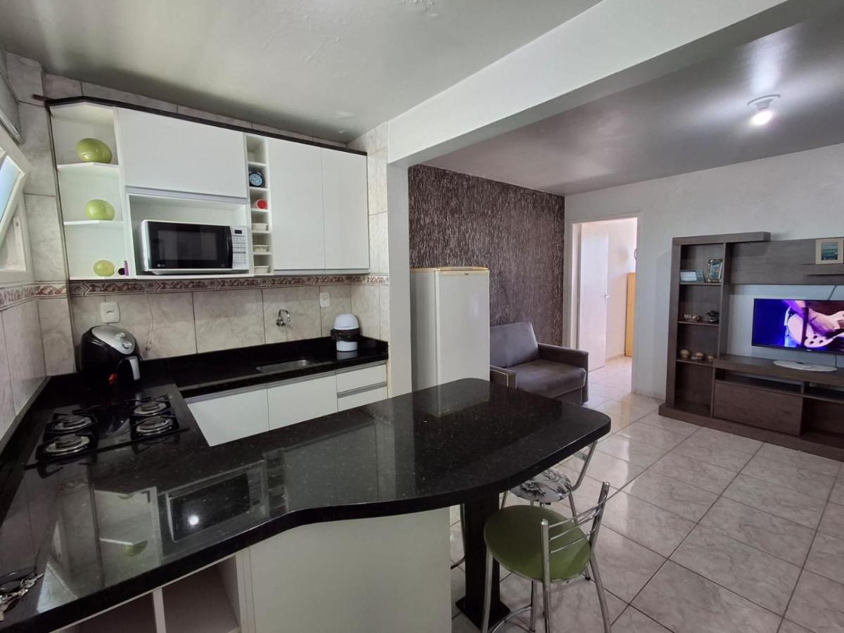 Apartamento no Centro do Arroio a 1 quadra do mar - Ferienwohnung