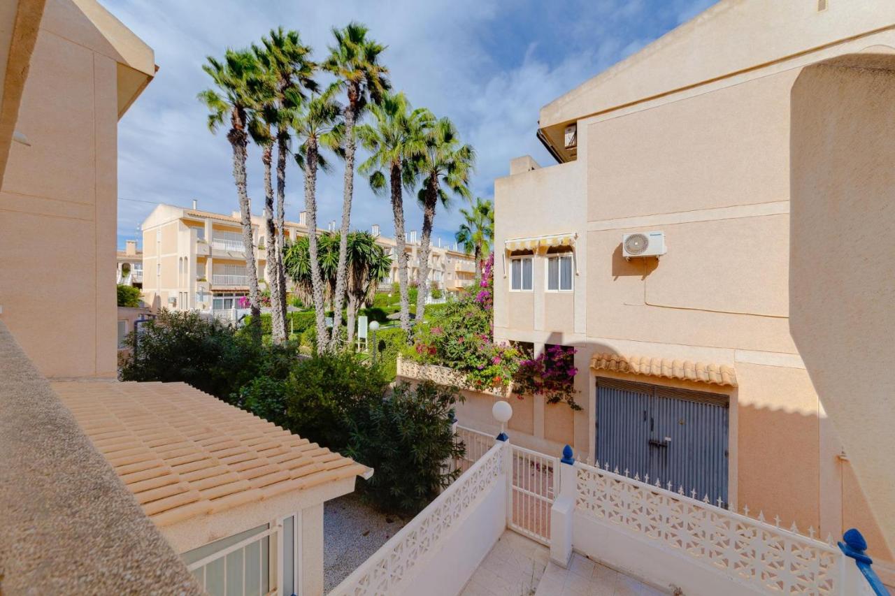 Sea view terrace Apartment! - B&B Torrevieja