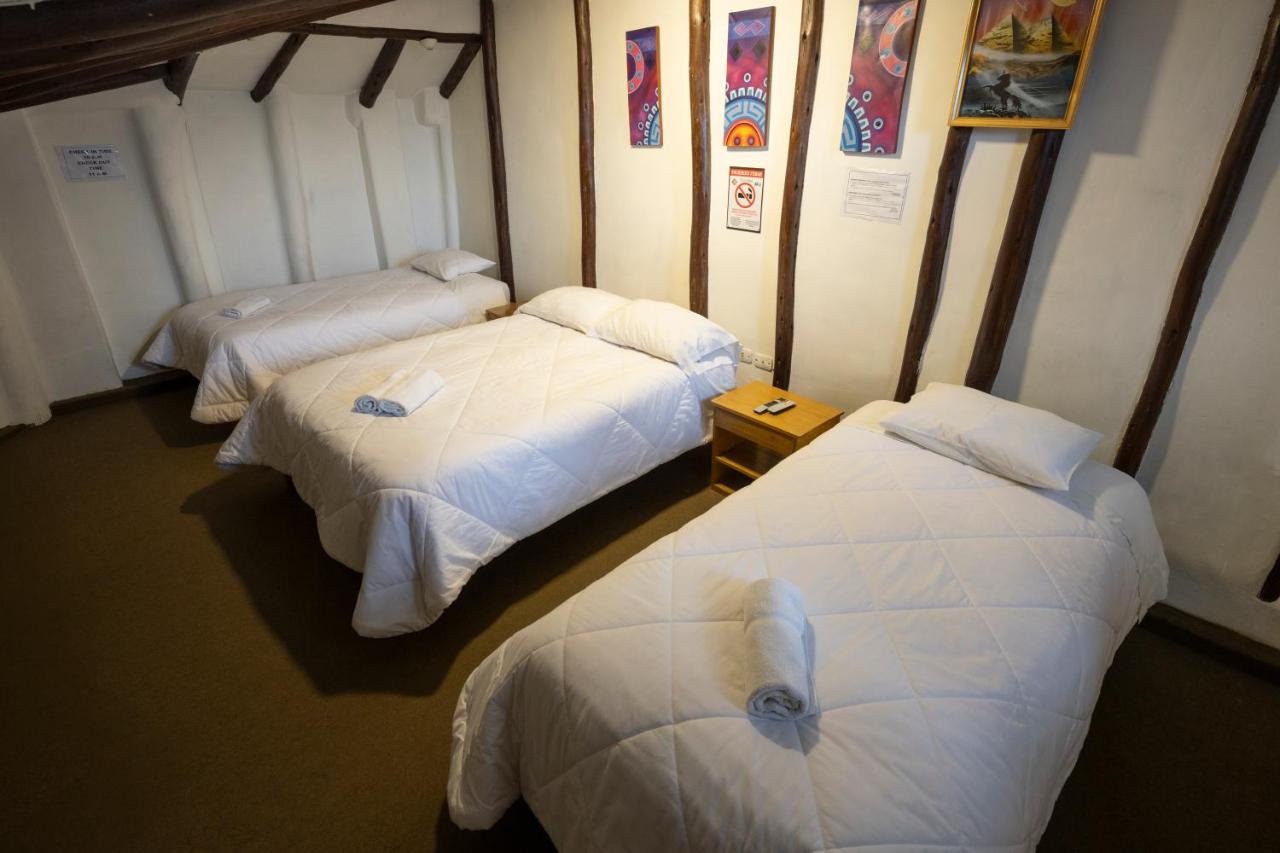 Habitación Familiar con 1 cama extragrande y baño privado (4 personas)