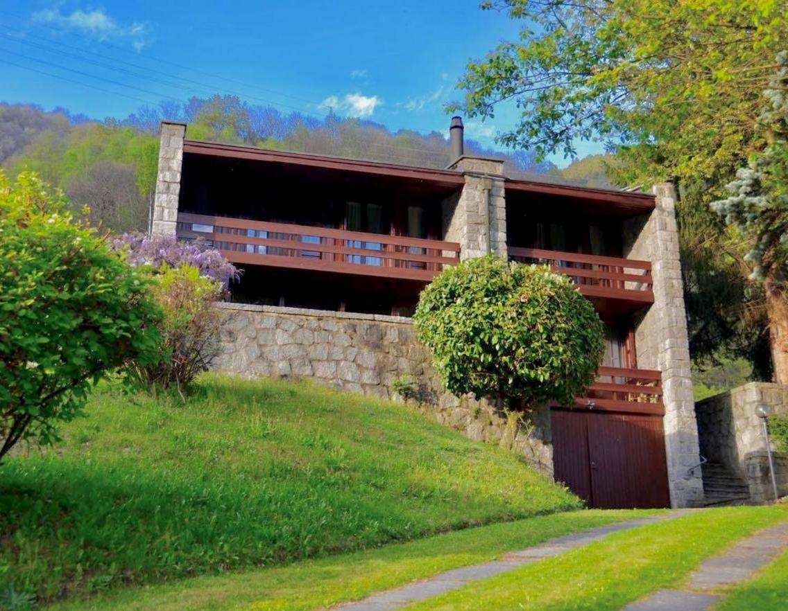 Casa del Noce - in the heart of Swiss Alps - B&B
