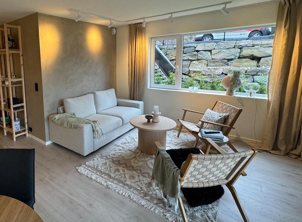 Modern beach apartment at Åros, Søgne - B&B