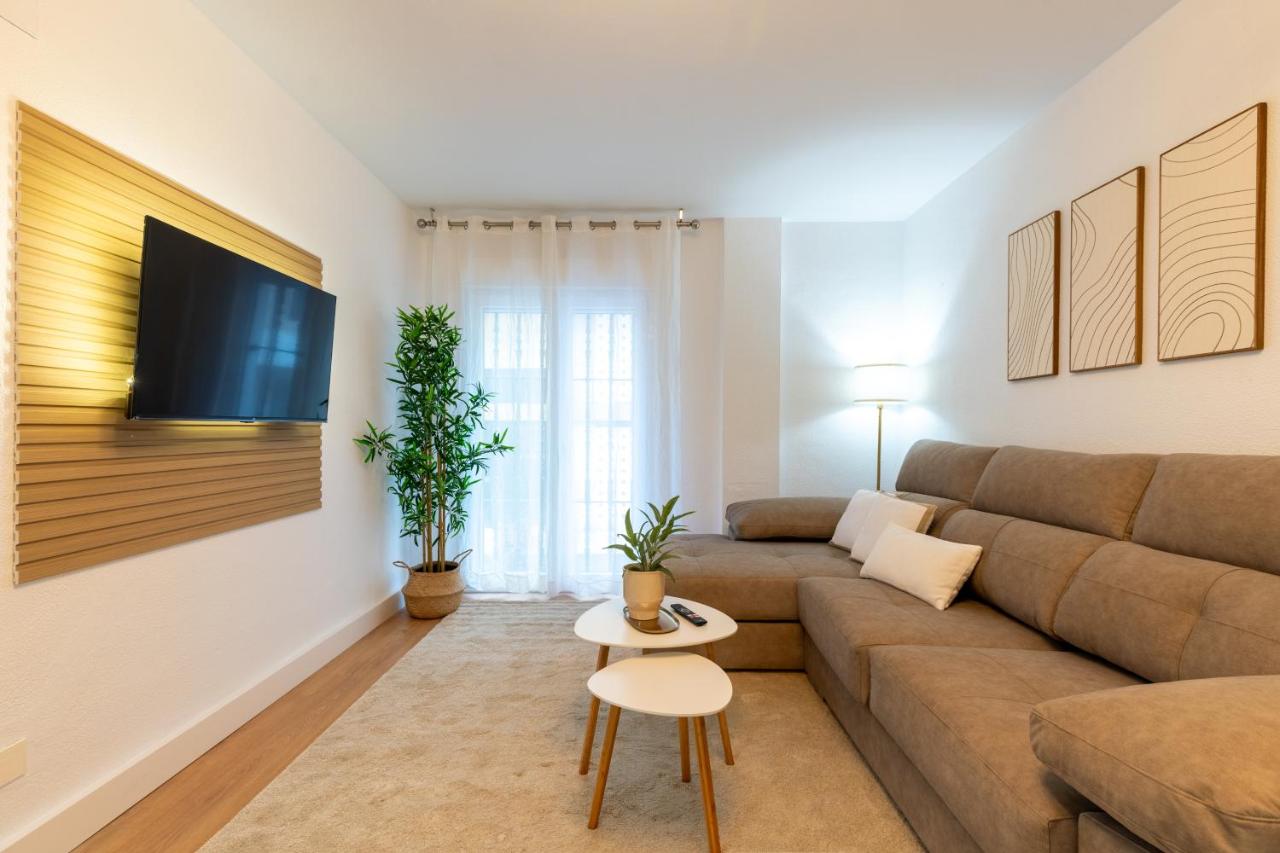 Abreu16 - B&B Seville