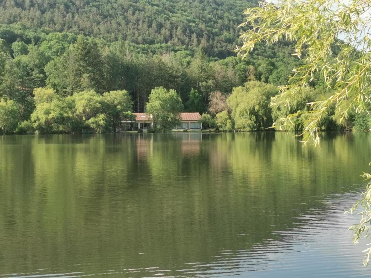 Les Pyrénées au bord de l'eau, de 2 à 7 personnes - B&B