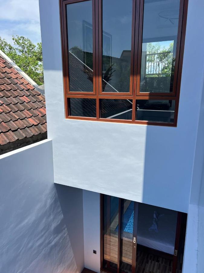 Modern 3BR Villa with Private Pool & Rooftop in Nusa Dua - Chambres d’hôtes Nusa Dua
