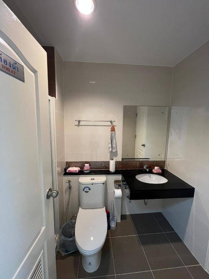 Appartement met 1 Slaapkamer, Balkon en Uitzicht op de Stad