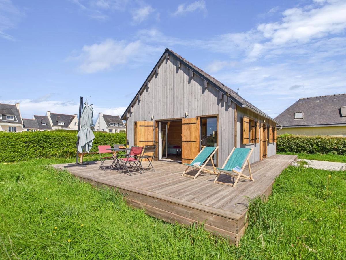 650m de la plage, joli chalet avec terrasse pour 4 - B&B Penmarch