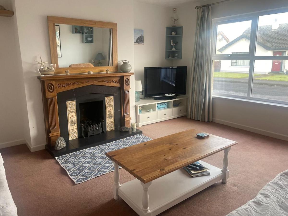 Portballintrae 3 bedroom cosy coastal bungalow - B&B Portballintrae