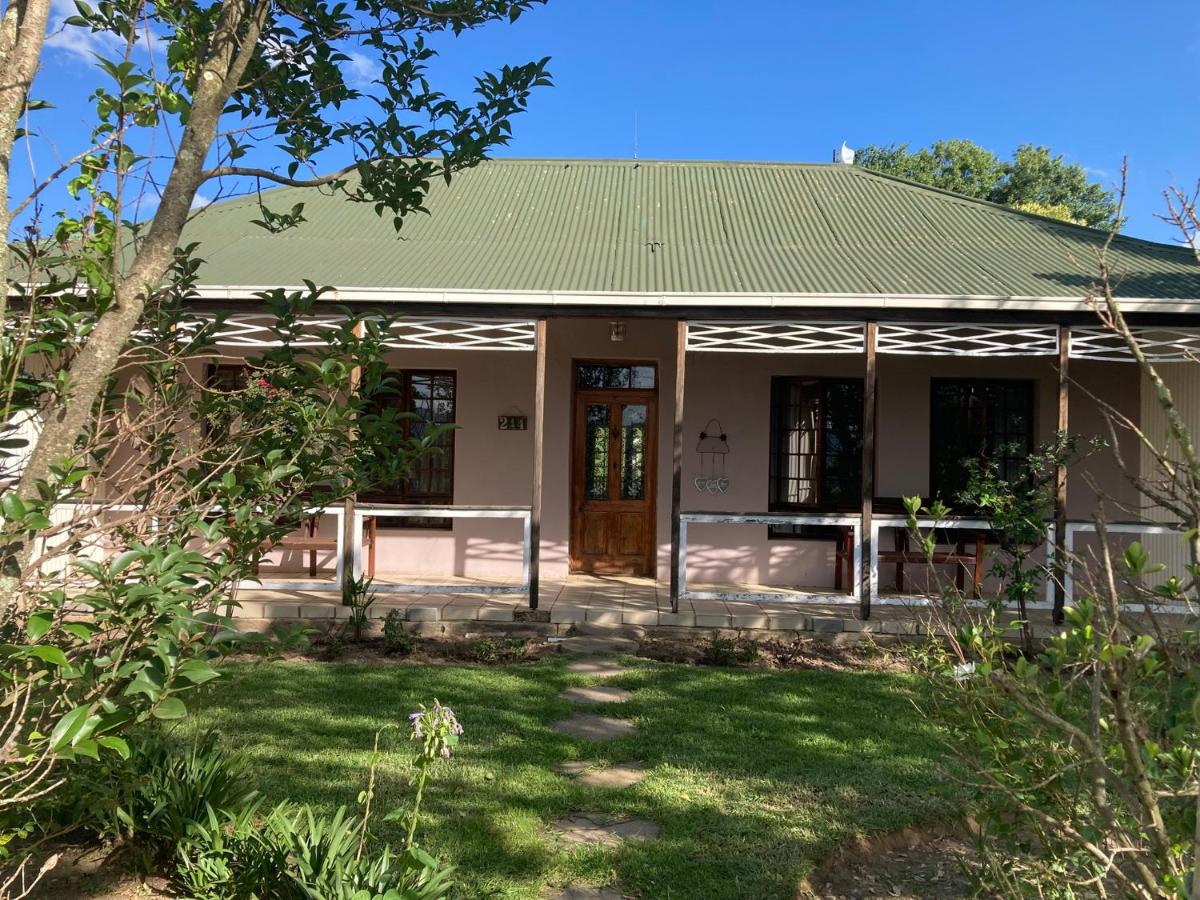 Warbler's Haven - B&B