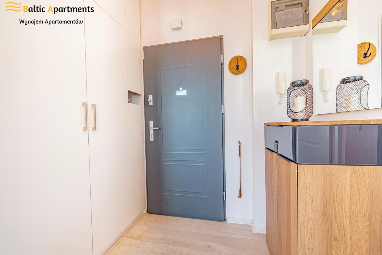 One-Bedroom Apartment with Balcony
