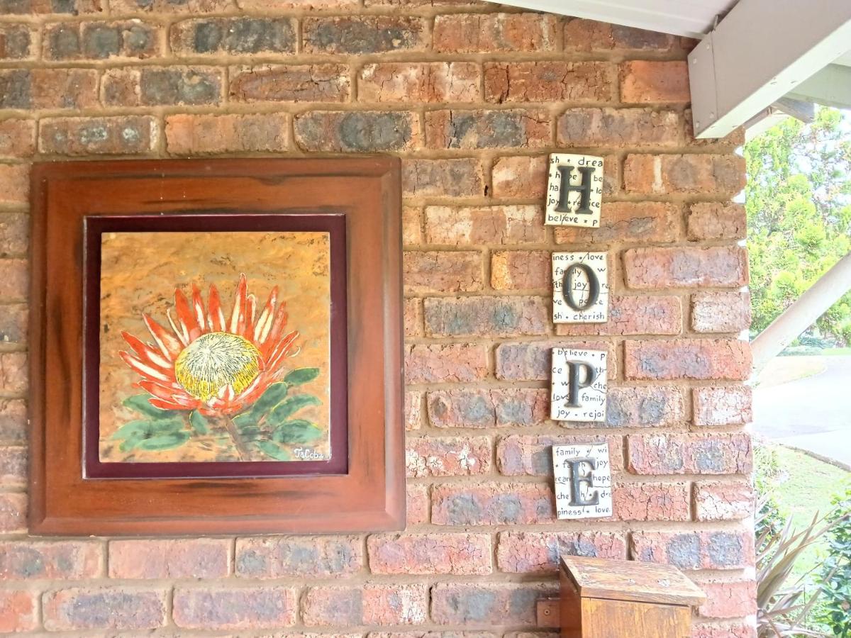 Hope at Mangaliso - Bed and Breakfast