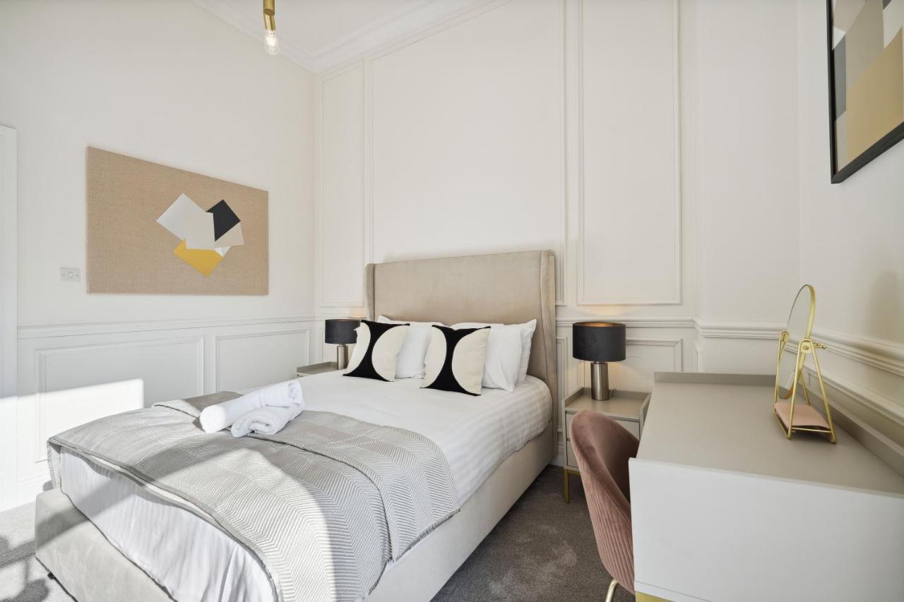 (G1) Elegant 2 bed Blythswood Apartment - Bed and Breakfast Glasgow
