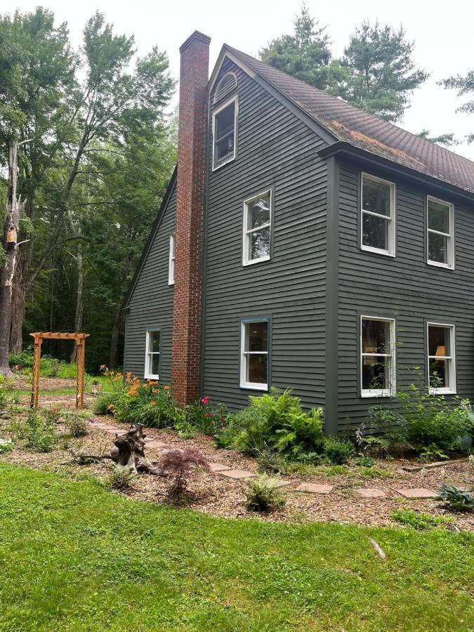Private home close to beach and town - B&B