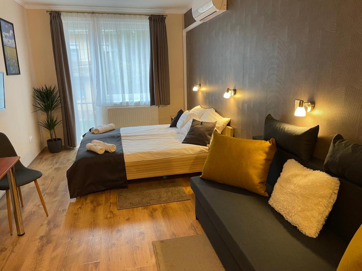 Dreibettzimmer