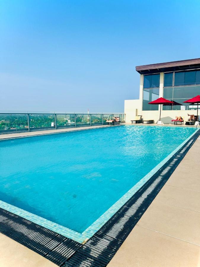 Coastal Comfort by Ocean Breeze - Bed and Breakfast Negombo