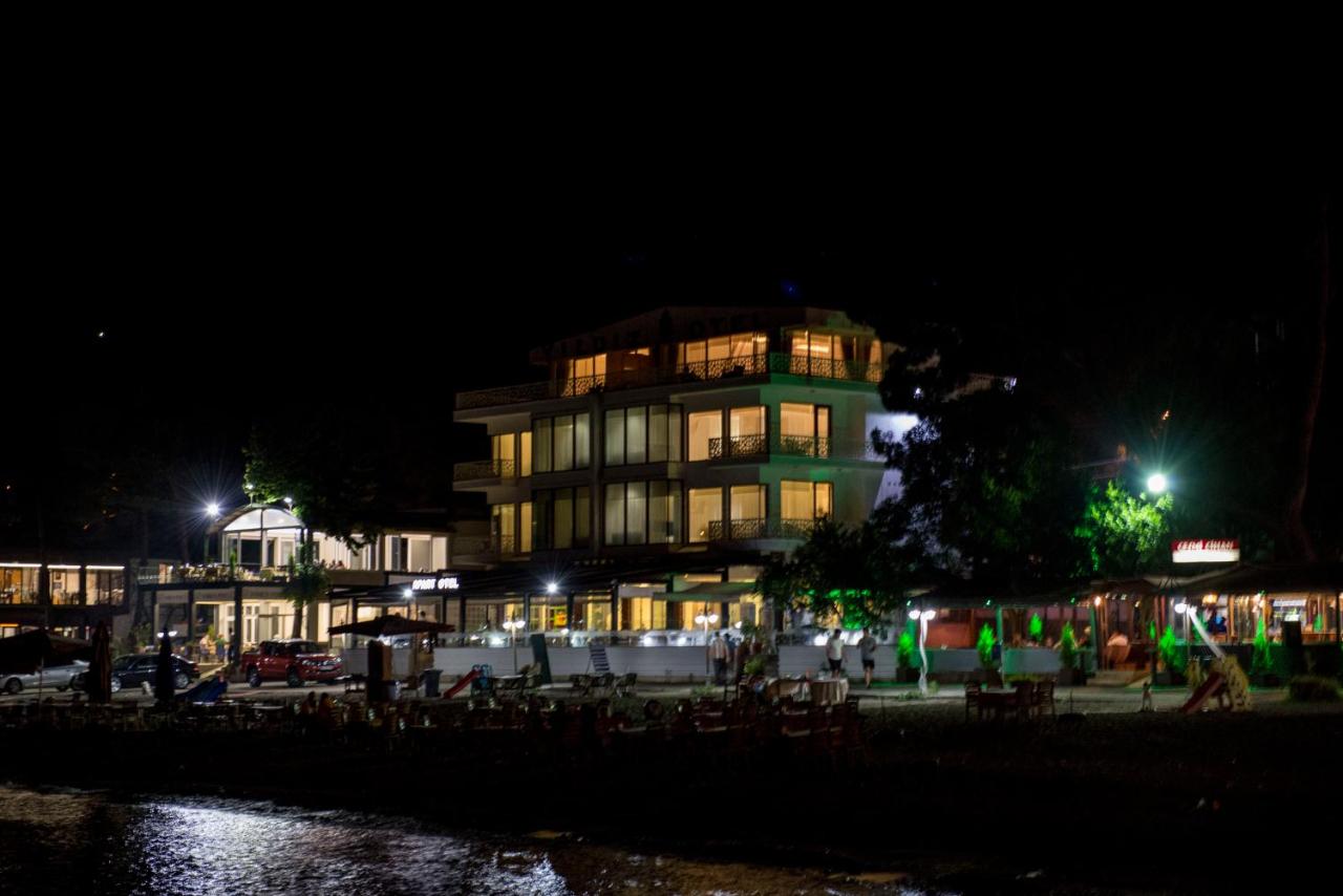 Yildiz Apart Hotel - Bed and Breakfast