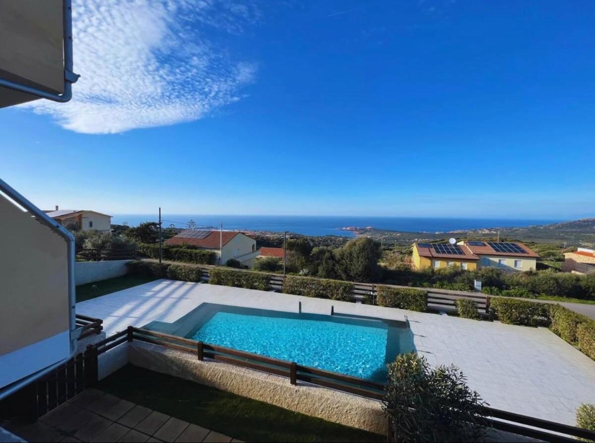 Appartamento vista mare - Ferienwohnung Trinità d'Agultu e Vignola