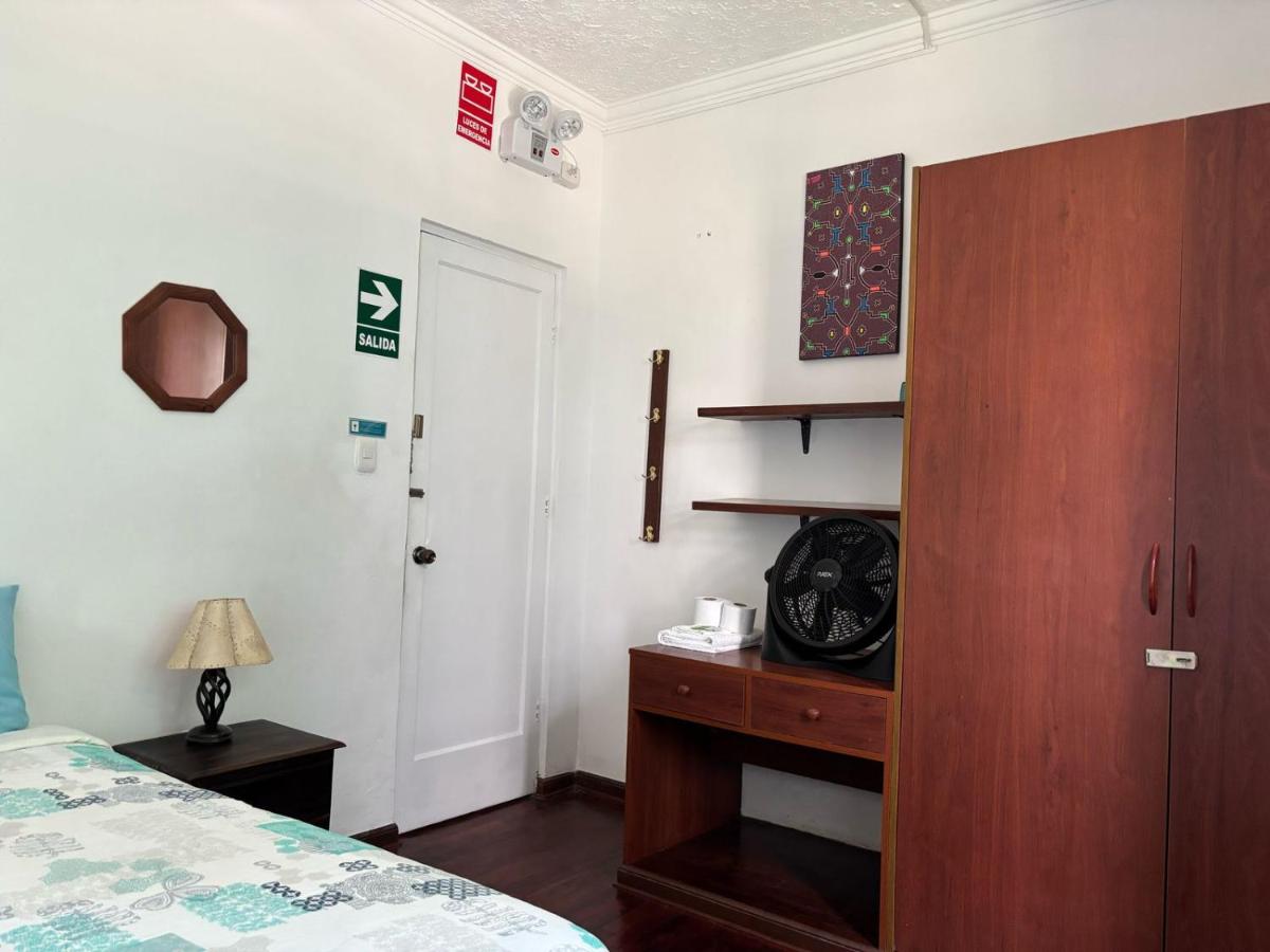 Habitación Doble con baño compartido