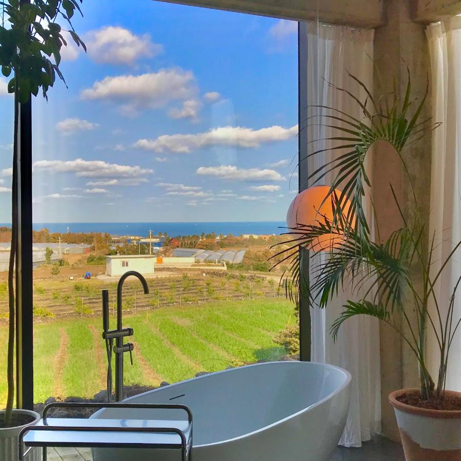 A private space in the western village of Jeju, where you can see the ocean of Aewol and Hallasan, pet-friendly - Ferienwohnung Jeju