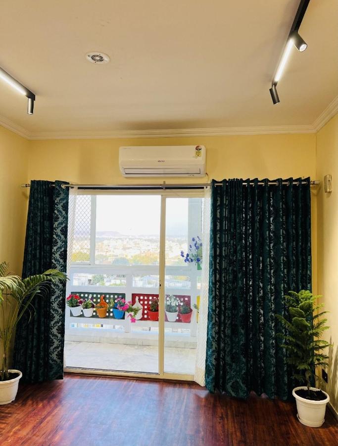 Blu Stays - Luxe 2BHK in Jaipur - B&B Jaipur