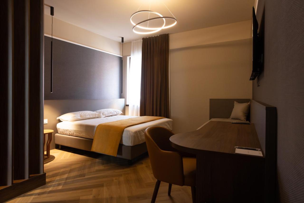 Deluxe Double Room with Bath
