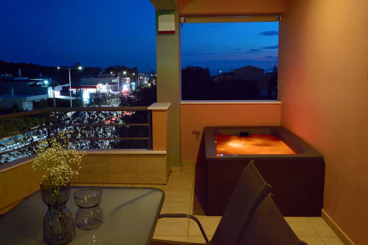 Lagonisi luxurious residence Nelly's Jacuzzi house - B&B