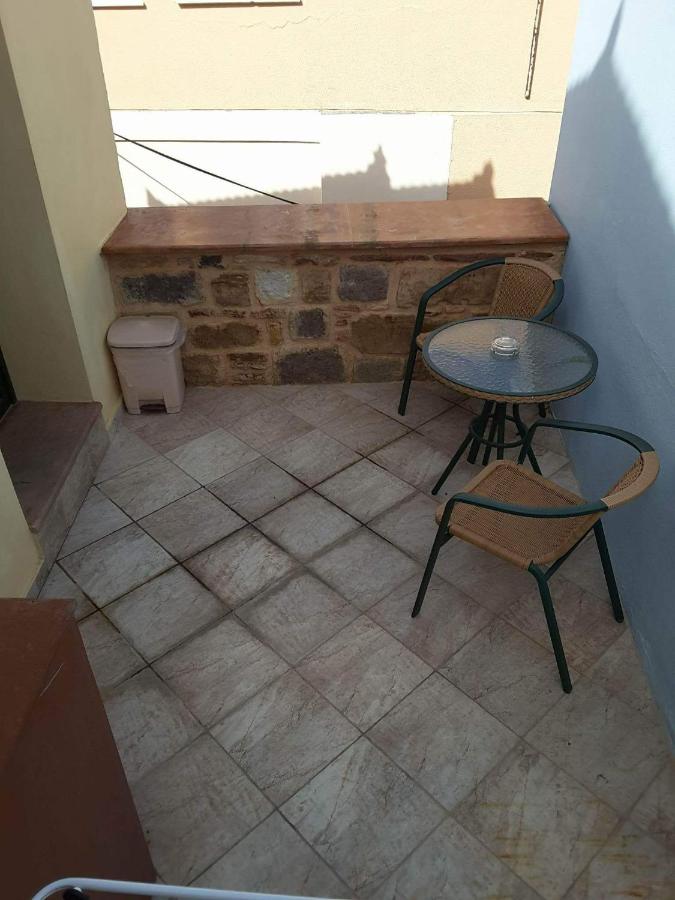 One-Bedroom Apartment - Split Level