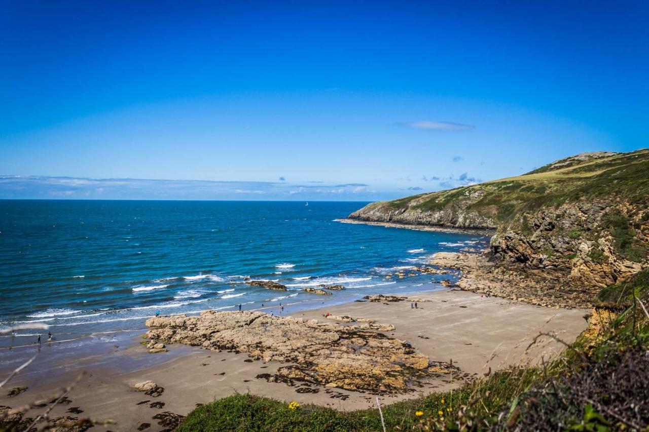 The Lodge at Hafan Church Bay, Gadlys Coastal Cottages - Chambres d'hôtes Llanrhyddlad