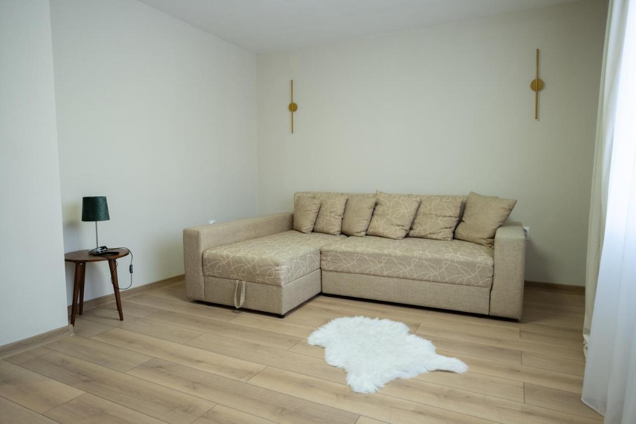 One-Bedroom Apartment with Terrace