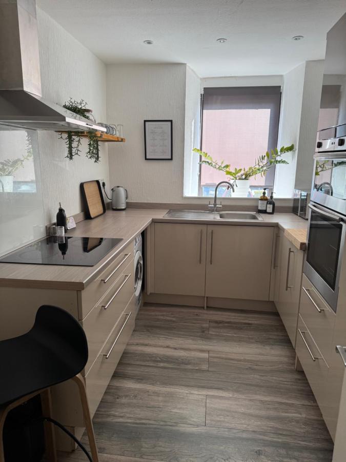 The Crescent - Ferienwohnung Dundee