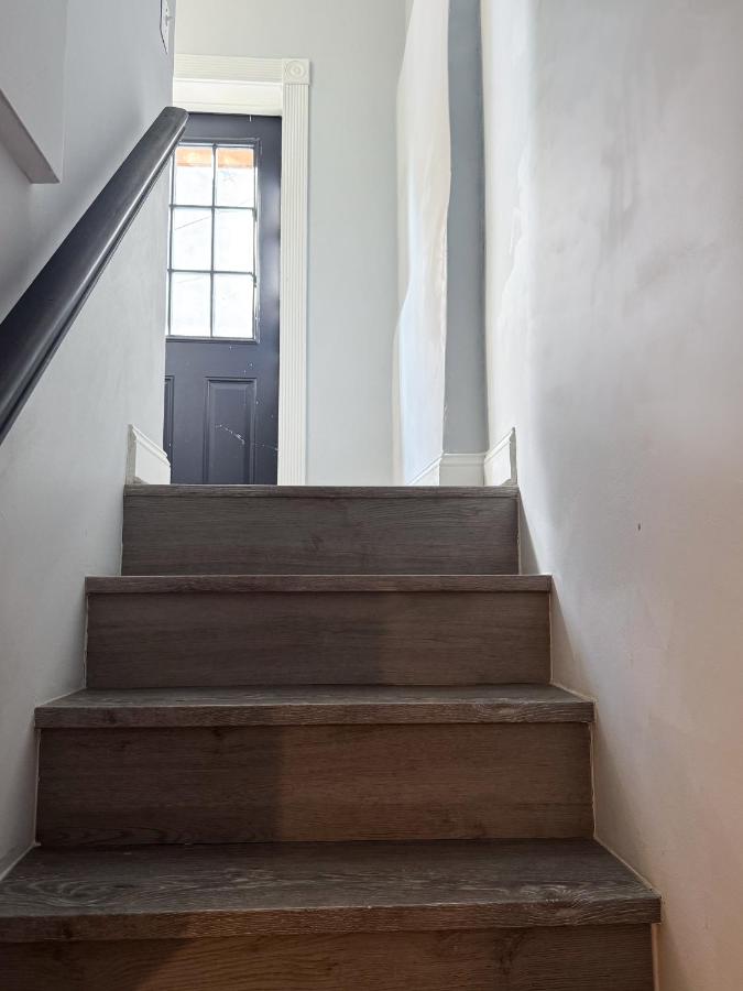 Historic Townhouse - Heart of Little Italy - B&B