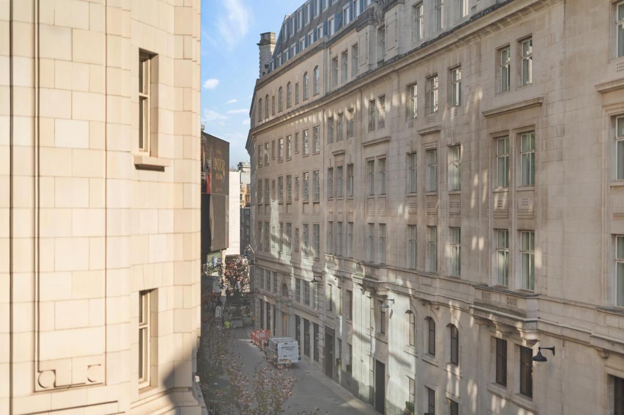 Prime Soho 3-Bedroom Apartment Steps from Piccadilly and Chinatown! No Lift 3GH - B&B Londra