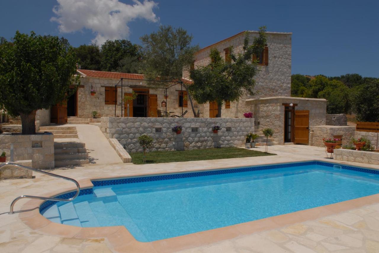 Agrotiko Traditional Houses - B&B Kallepia