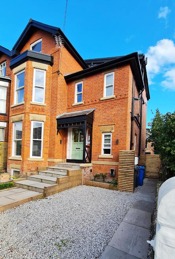 In Chorlton and close to everything - B&B Manchester