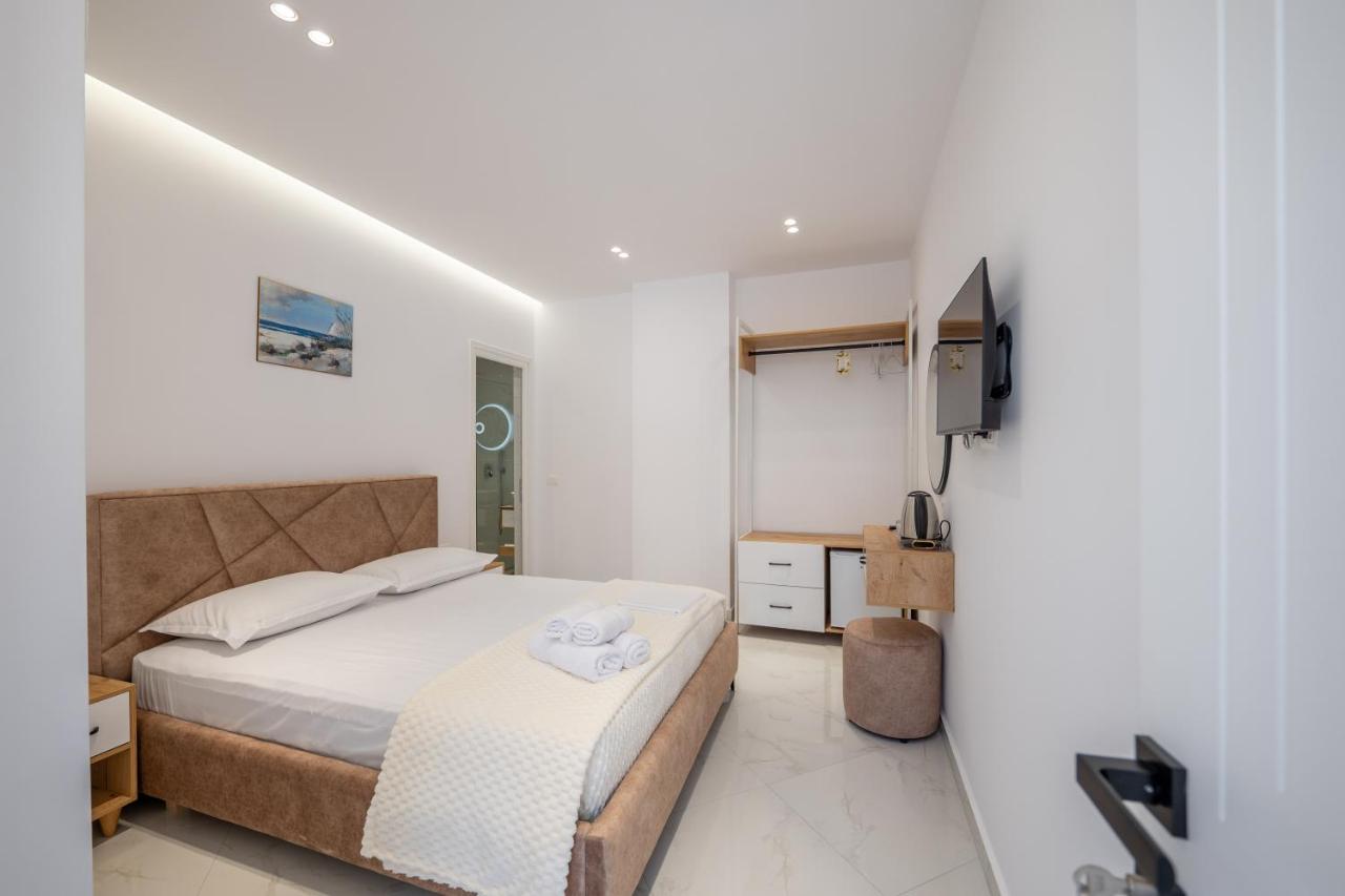 Apartment with City View