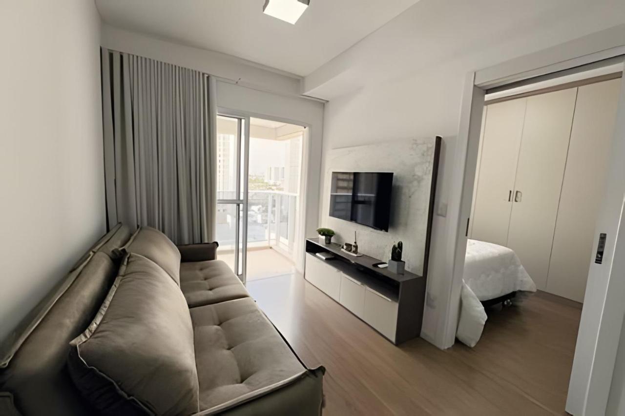 Confortável apto Gleba Palhano - B&B